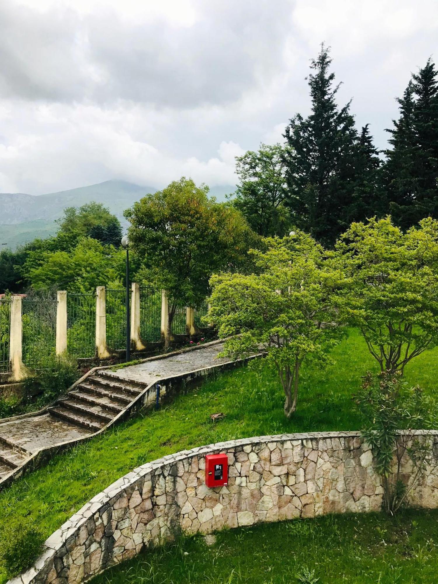 Chateau Linza Resort Tirana Zewnętrze zdjęcie